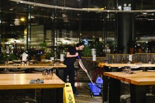 Restaurant-Cleaning-Services.jpg